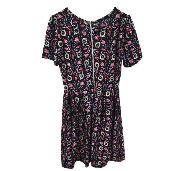 LulaRoe Sz XL Black Amelia Textured Floral Print Zip Dress - Picture 5 of 8